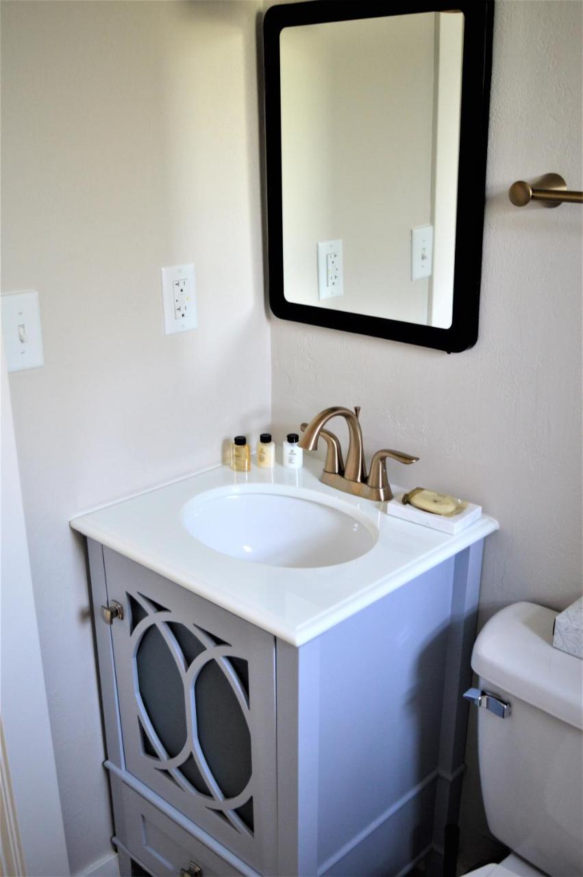 Coastal Suites Resort Beulah Экстерьер фото