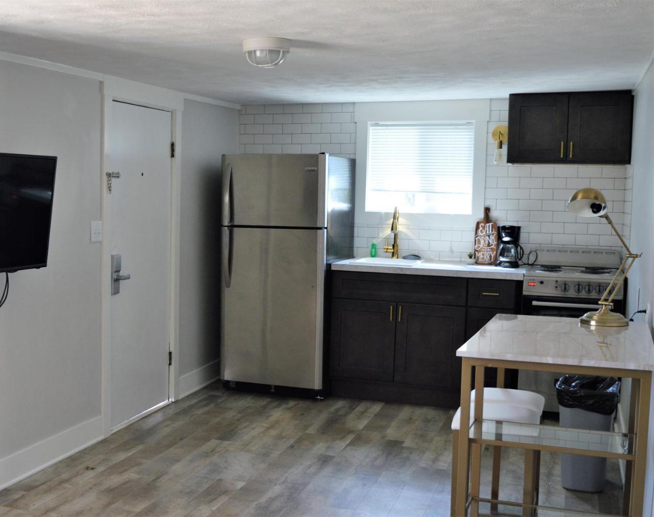 Coastal Suites Resort Beulah Экстерьер фото